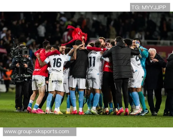 西甲最新动态巴萨登顶皇马明晨挑战赫罗纳马竞紧随其后升至第三