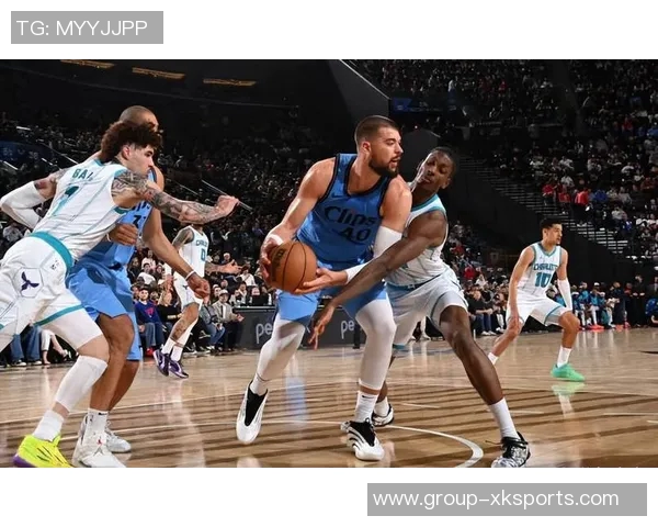 祖巴茨本赛季总篮板数达260个排名仅次于约基奇展现强大基本盘